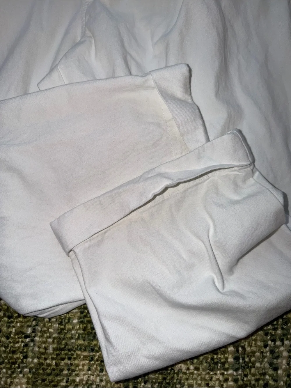 NEW White wide-leg trousers with a Free People design. SIZE 12
